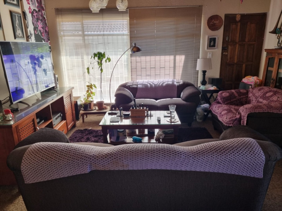 3 Bedroom Property for Sale in Pellissier Free State